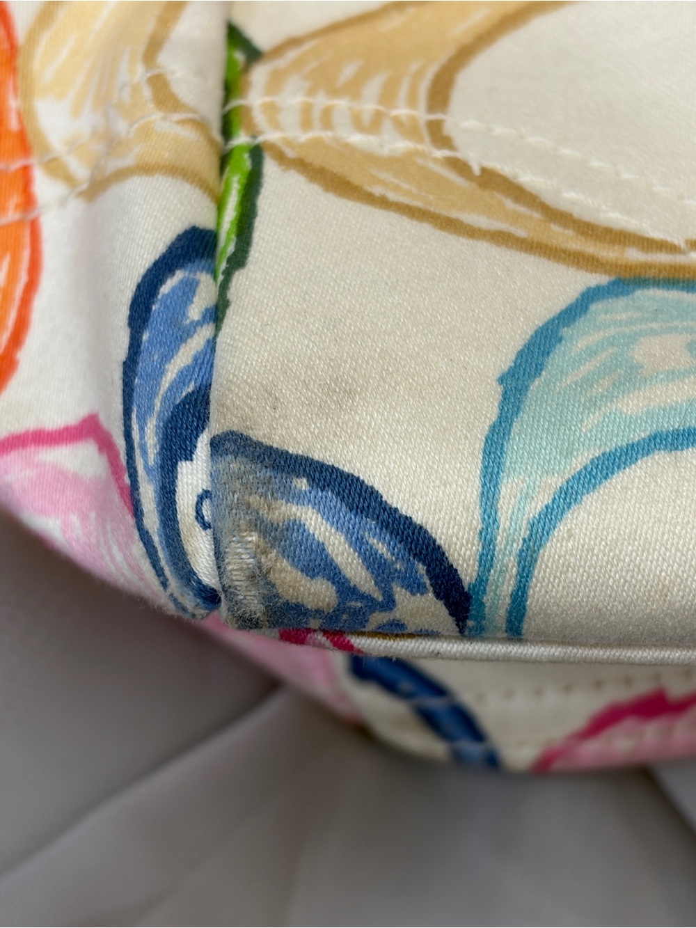 Coach Watercolor Signature "Scribble" Print Tote Bag - Picture 6 of 8